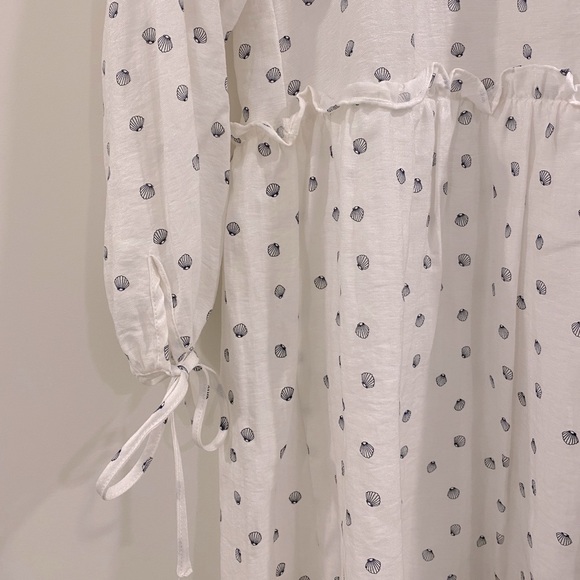 Seashell Dress - Picture 3 of 3